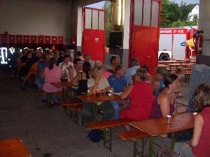 Die Fahrzeughalle füllte sich nur langsam